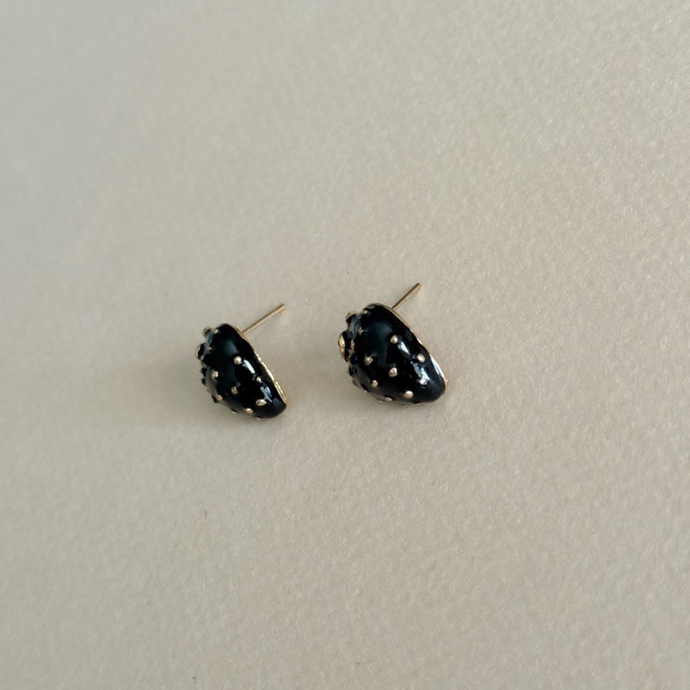 Strawberry Earrings #1758 - Picture 3 of 3